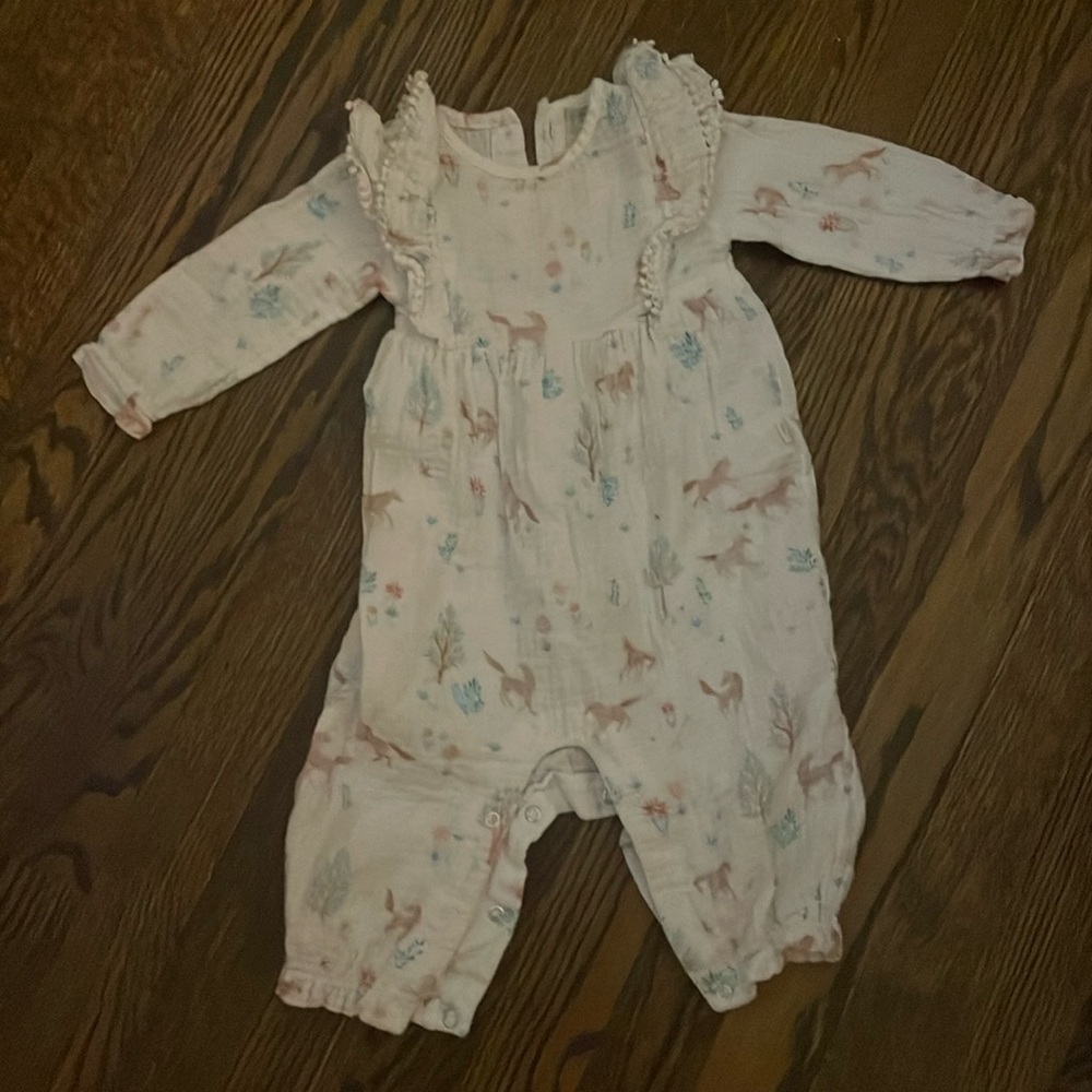 GUC Elegant Baby Muslin Ruffle Romper, Pony Meadow, Size 3-6 months